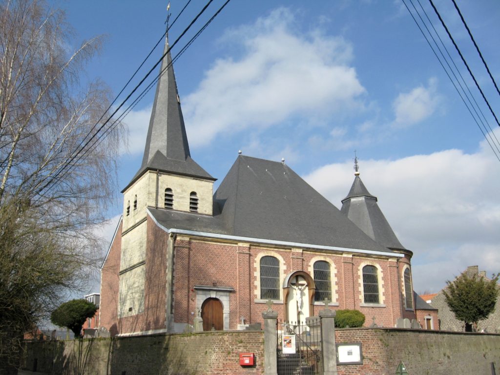 Vue extérieure de l'église Saint-Servais de Lantin