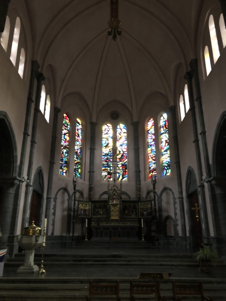 Chœur de l'église Saint-Nicolas à La Roche-en-Ardenne