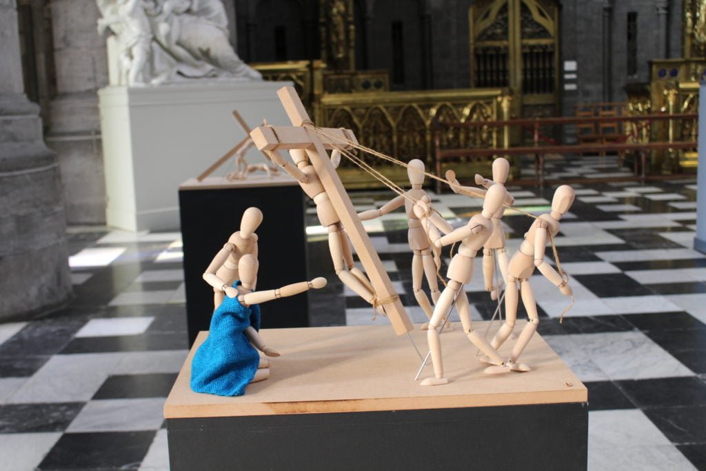 l'exposition "Passion. Sanctus lignis – Le Saint-Bois" dont l'installation et la méditation sont l'œuvre de Michel Teheux avec la collaboration de Philippe Roussel.  