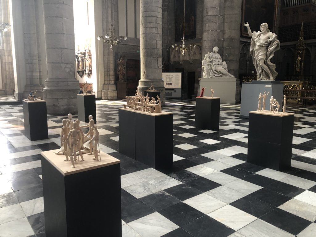 l'exposition "Passion. Sanctus lignis – Le Saint-Bois" dont l'installation et la méditation sont l'œuvre de Michel Teheux avec la collaboration de Philippe Roussel.  