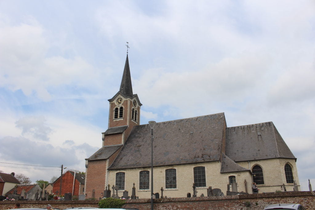 Eglise Saint-Aubain, Opprebais, vue extérieure