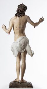 Fig. 3. Le revers de la sculpture à mi-nettoyage. © KIK-IRPA, Bruxelles (cliché X158567L, 2024).